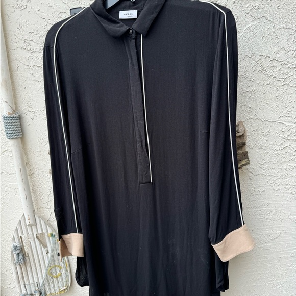 Akris Punto Tops - Akris Punto Black Tunic with Cream Trim